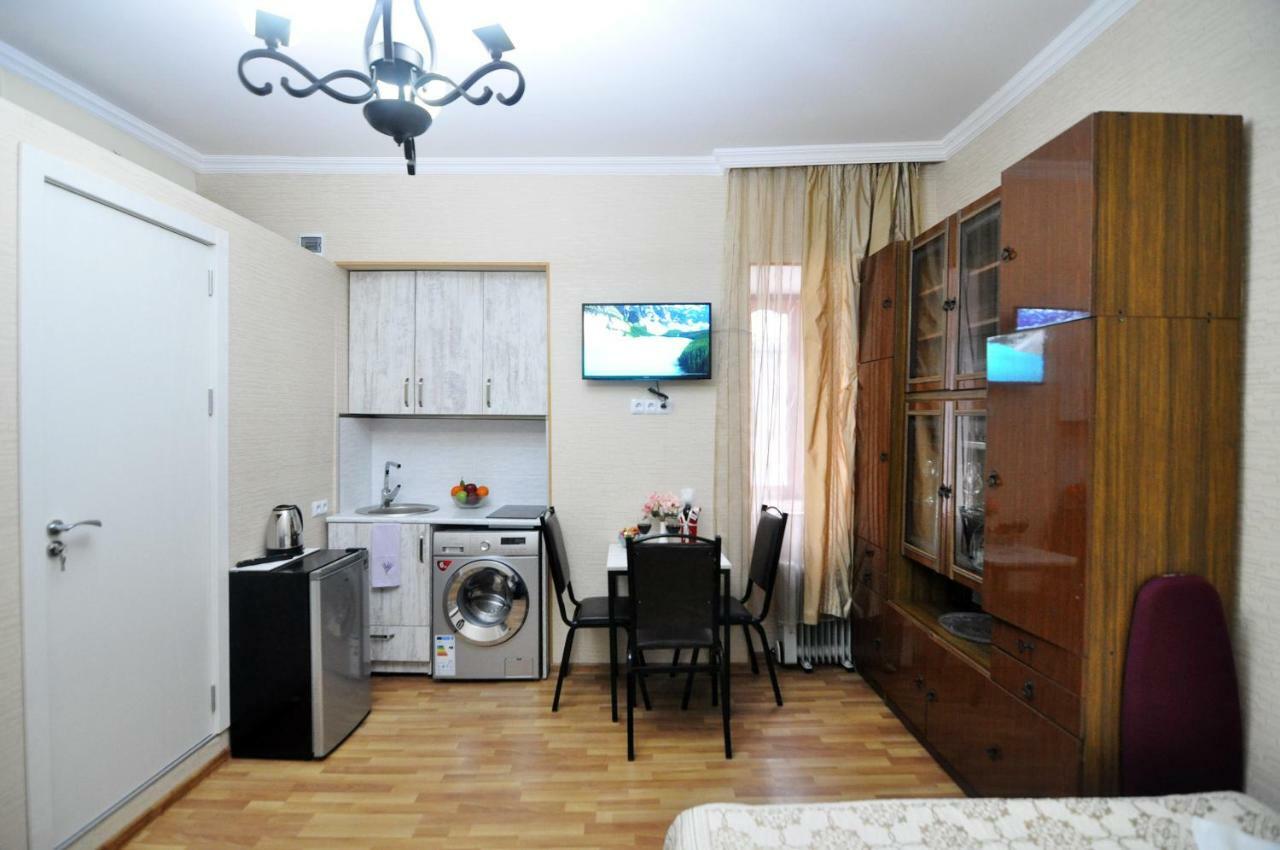 Apartment Albatross Тбилиси Экстерьер фото